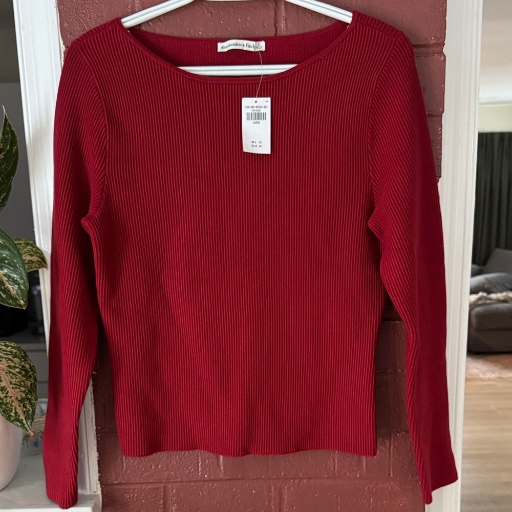 Abercrombie & Fitch NWT Red Ribbed Sweater Large
